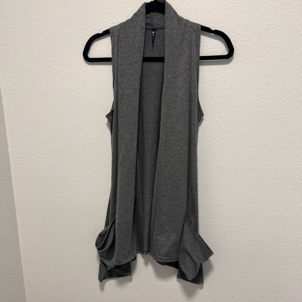 Aurora Dark Gray Vest w/Pockets Size Medium